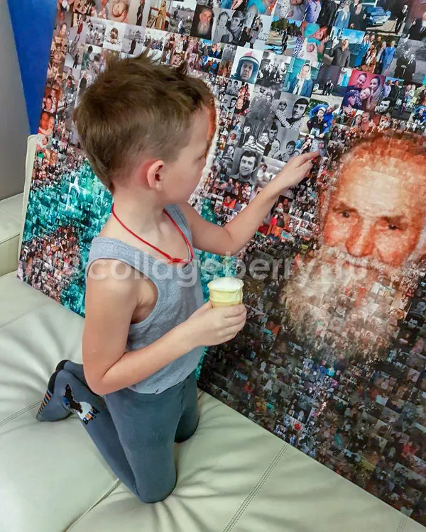 Клиент с картиной из фотографий
